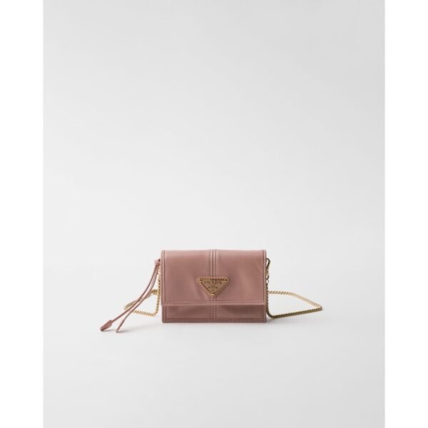 프라다 어깨끈이 달린 가죽 카드 홀더 로지 블러쉬 1MR034_2CYR_F010F