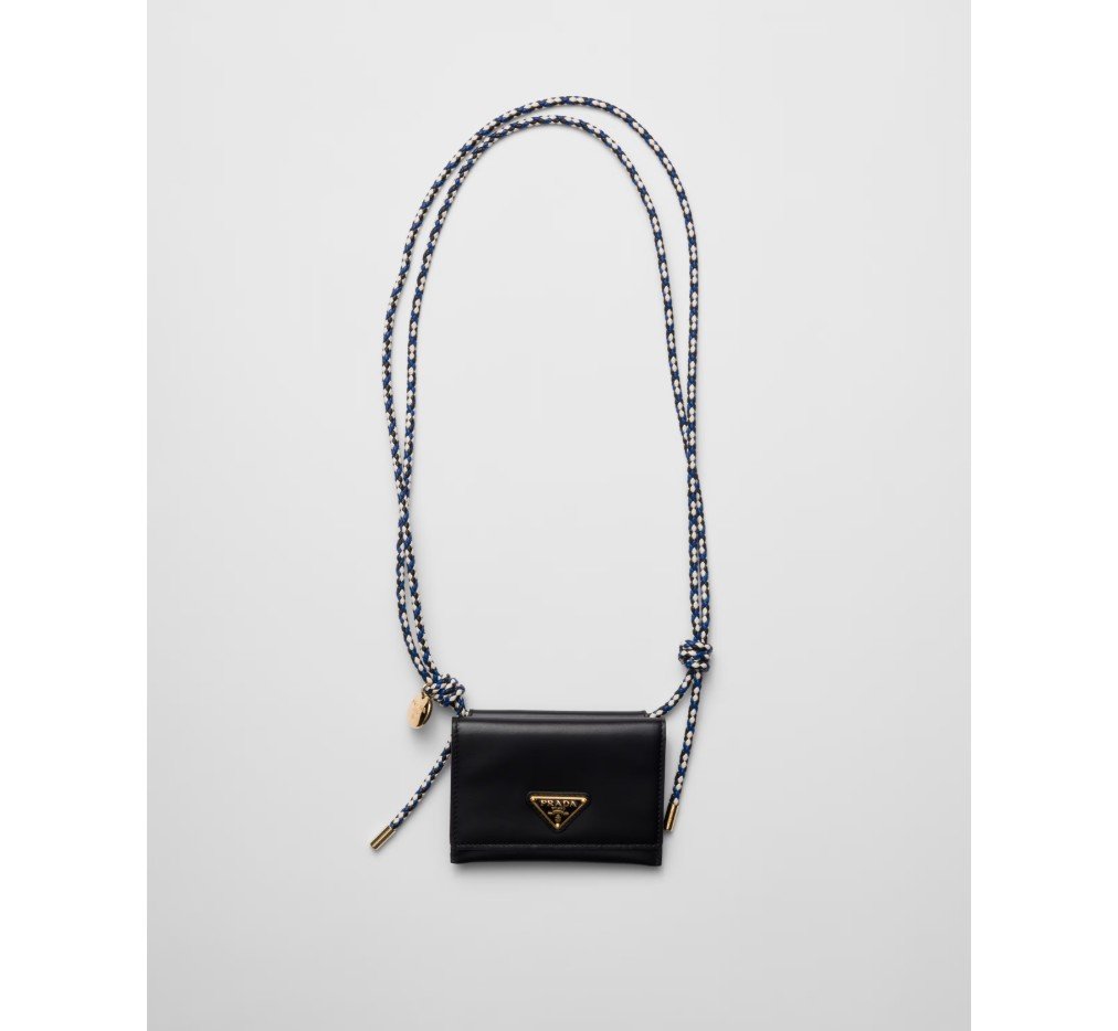 프라다 가죽 숄더 스트랩이 달린 카드 홀더 검은색 1MR046_2C8V_F0002