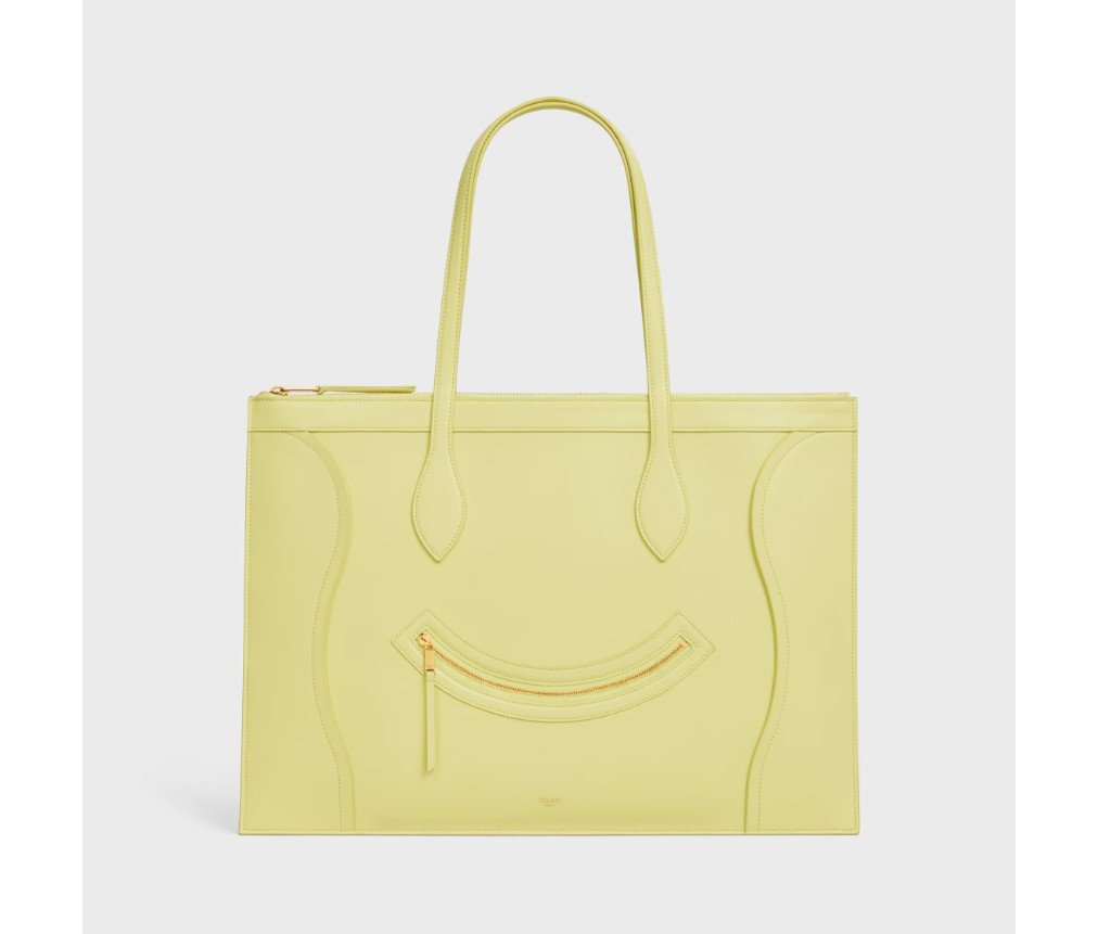 셀린느 광택 있는 송아지 가죽 플랫 카바스 새 러기지 123963GW4.11CU