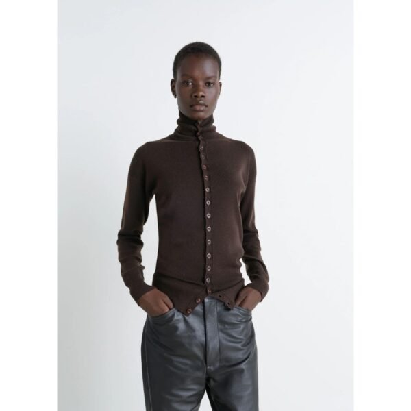 르메르 버튼 핏 카디건 TO1410_LK1028_BR507_1_6f3cee1e-fc88-4153-94e9