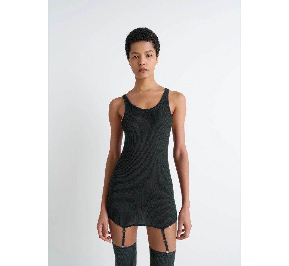 lemaire SEAMLESS TANK TOP WITH SUSPENDERS TO1422_LK1043_RE373_1_45d25afd-cad1-44ac-99e5
