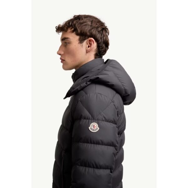 몽클레르 몽브로크 후드 숏 다운 재킷 K20911A00224597YW999_G