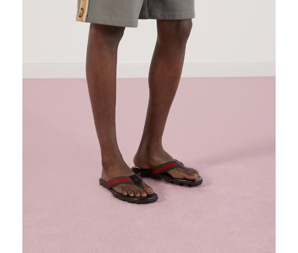 구찌 웹이 달린 남성용 끈 샌들 429362H91A08480 - 이미지 3