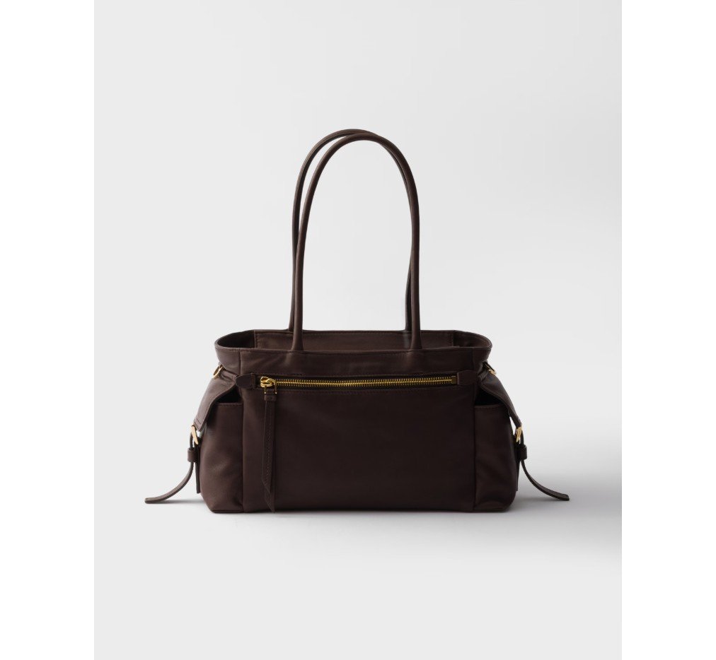 프라다 익스플로러 미디엄 나파 가죽 토트백 1BG596_2DX8_F0038_V_OOO - 이미지 4