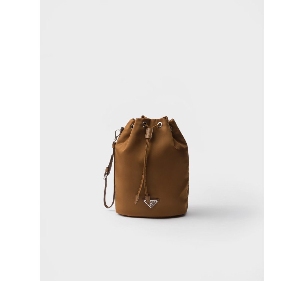 프라다 리나일론 파우치 1NS369_R067_F0002