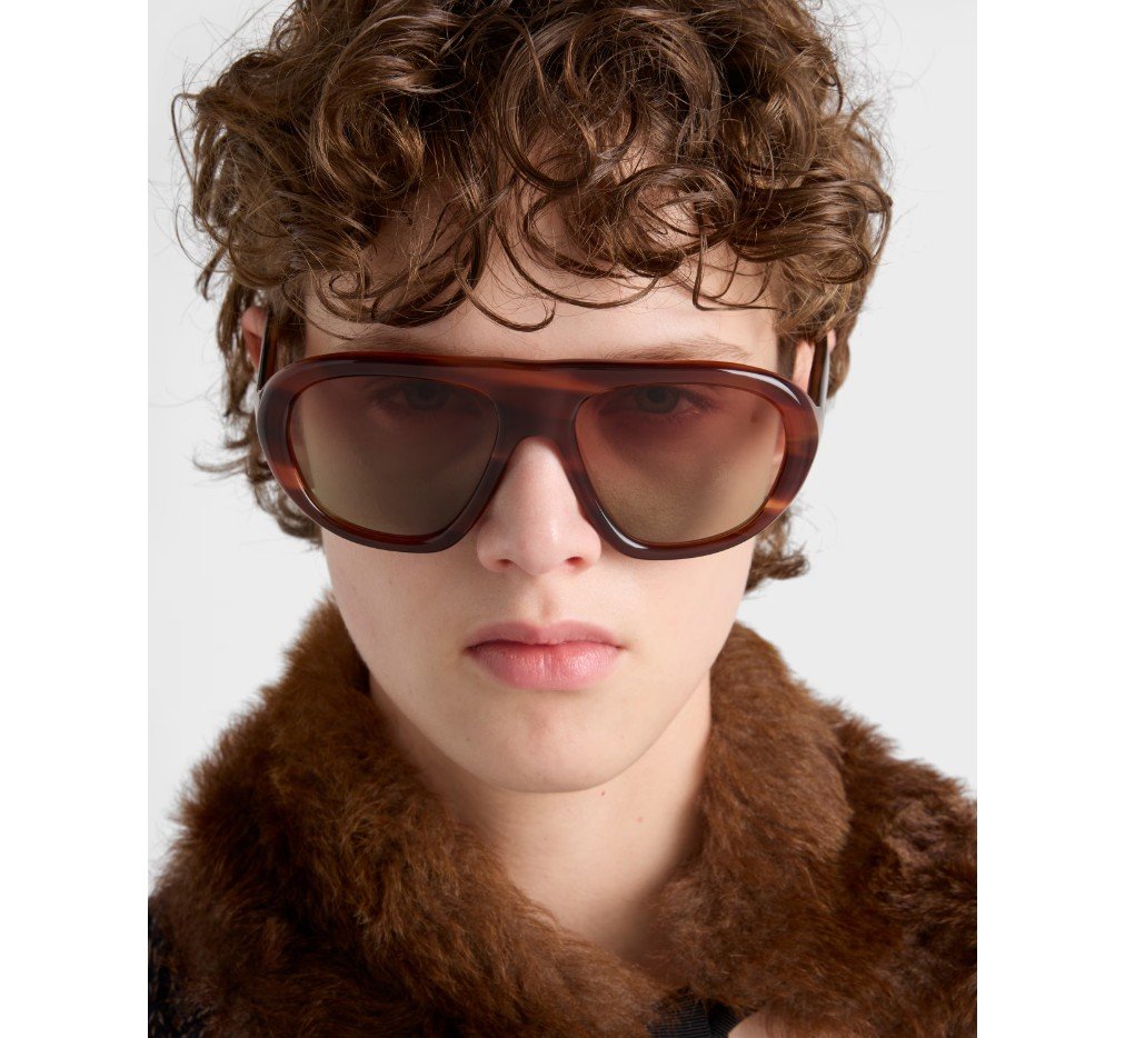 프라다 아이웨어 컬렉션 선글라스 SPRC05_E24G_FE70T_C_057 - 이미지 2