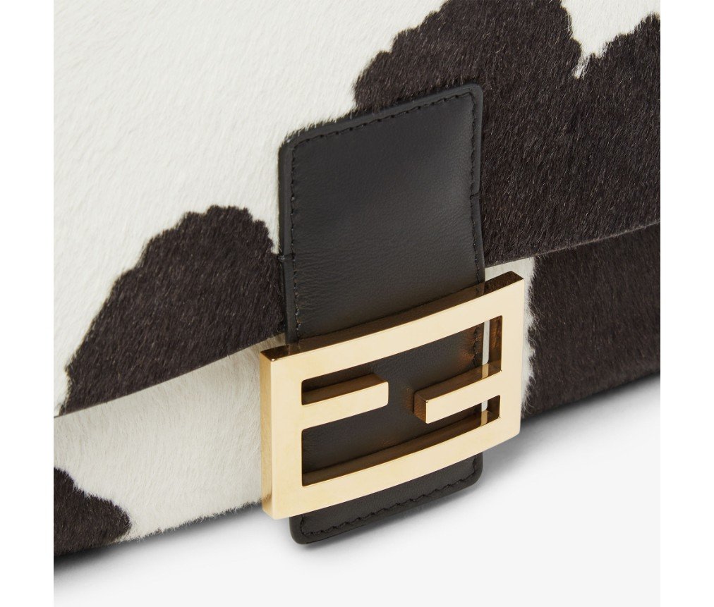 펜디 바게트 8055052831081 - 이미지 5