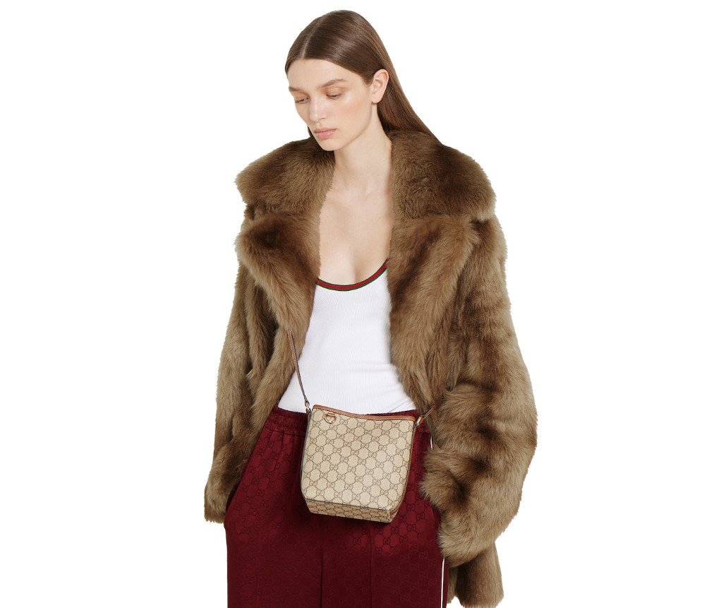 구찌 GG 엠블럼 나노 버킷백 847090FAEUC9758 - 이미지 5