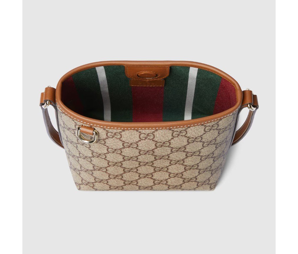 구찌 GG 엠블럼 나노 버킷백 847090FAEUC9758 - 이미지 10