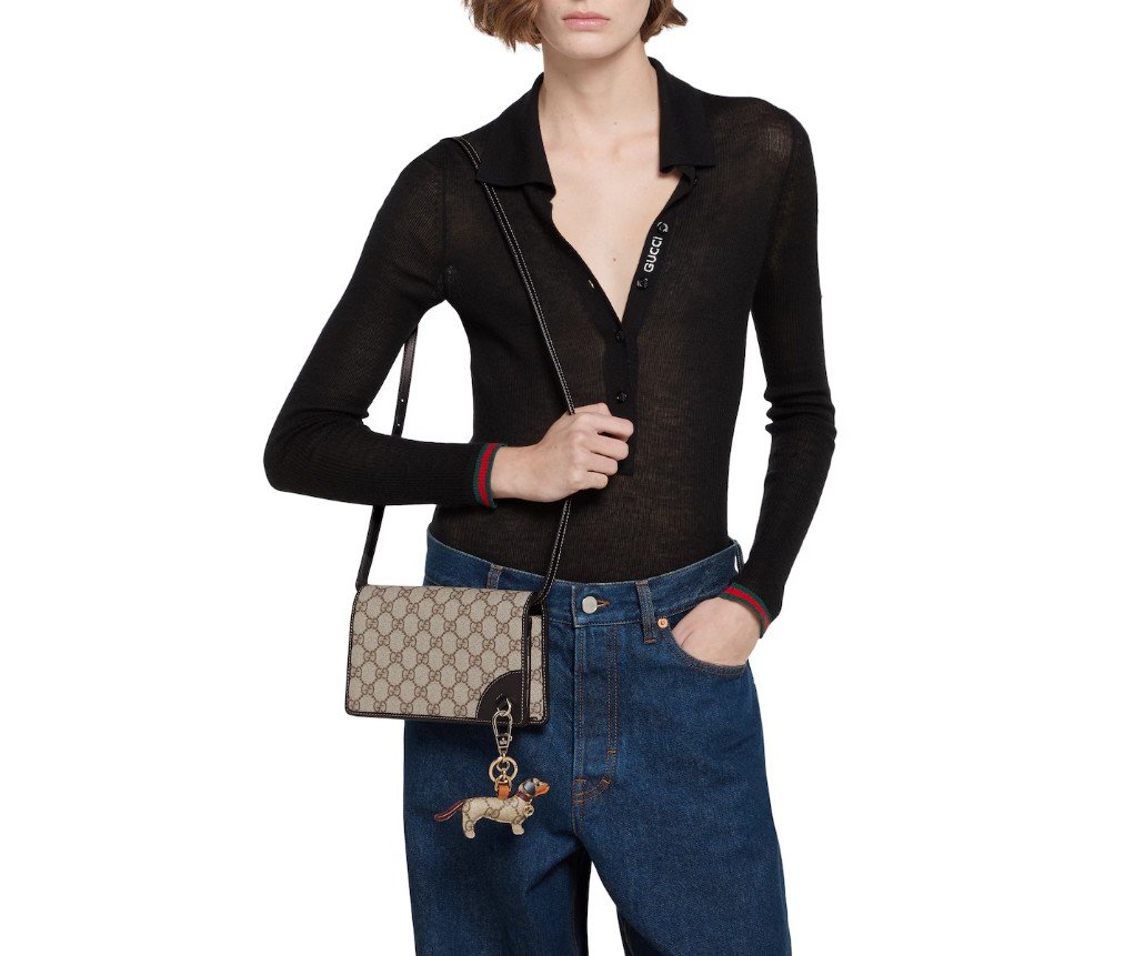 구찌 가죽 스트랩이 달린 GG 엠블럼 지갑 820688FAD6L9741 - 이미지 3