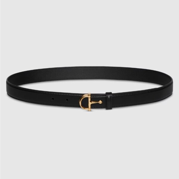 구찌 하프 호스빗 버클이 달린 얇은 벨트 836993AAEC21000