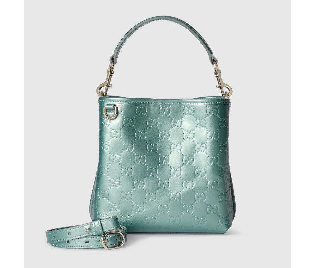 구찌 GG 엠블럼 스몰 버킷백 815118FAE8F4728