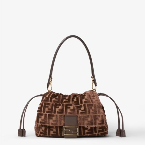 펜디 맘마 바게트 미디엄 8055052581634