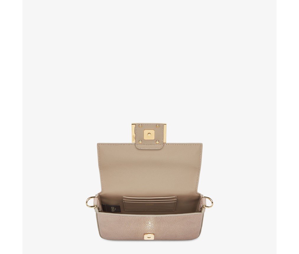 펜디 바게트 미니 8050058932640 - 이미지 4