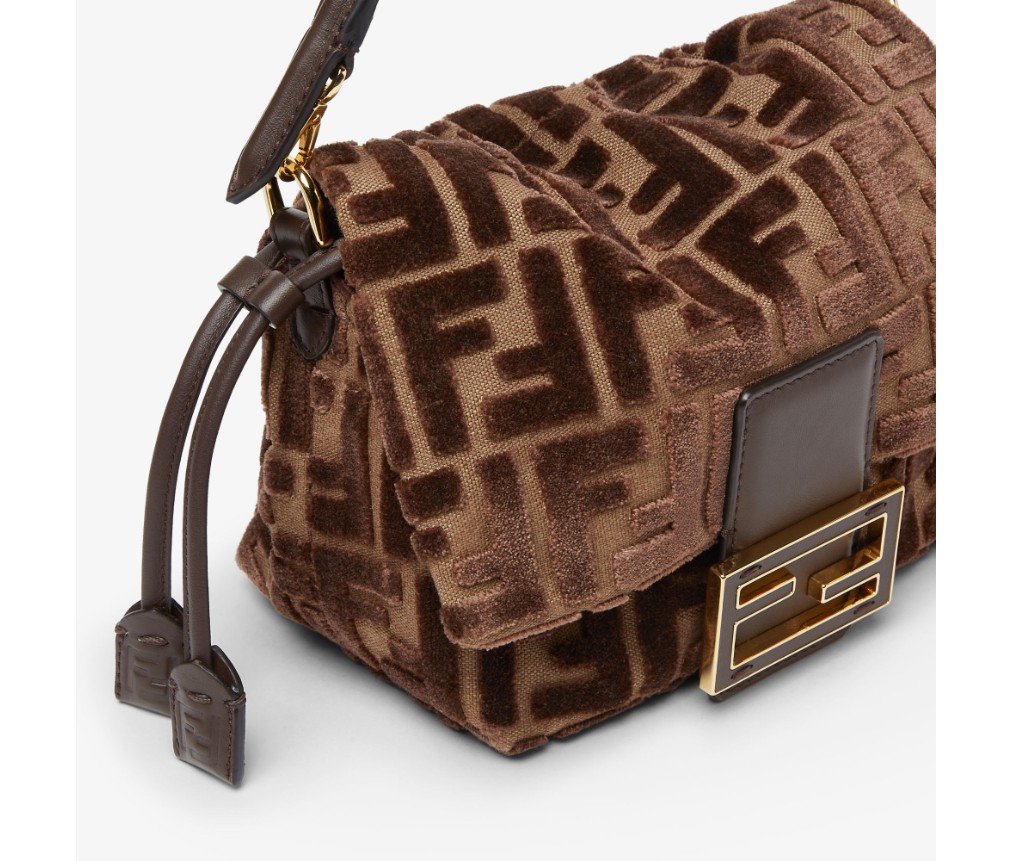 펜디 MAMMA BAGUETTE 스몰 8055052588510 - 이미지 6