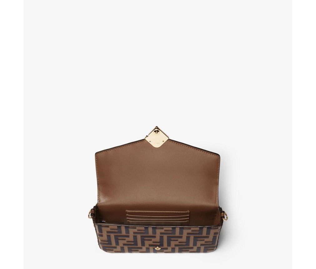 펜디 FF 다이아몬드 체인 지갑 8055052150489 - 이미지 4