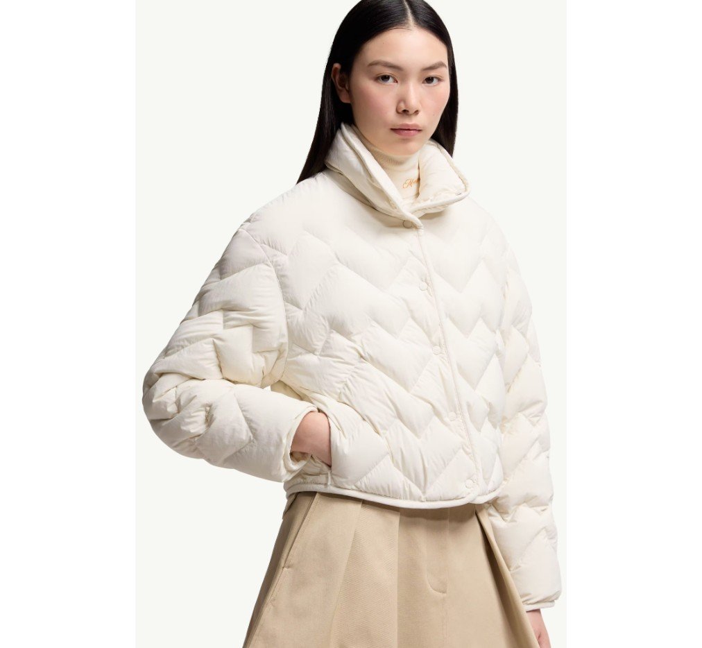 몽클레르 세네비 하트 퀼팅 반팔 다운 재킷 K20931A0023359815050_G - 이미지 5