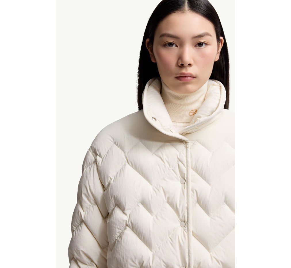 몽클레르 세네비 하트 퀼팅 반팔 다운 재킷 K20931A0023359815050_G - 이미지 6