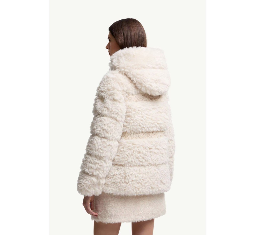 몽클레르 베리 테디 후드 반팔 다운 재킷 K20931A0021089B8L050_G - 이미지 4