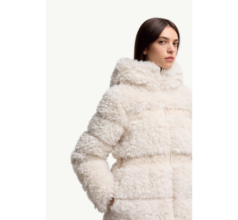 몽클레르 베리 테디 후드 반팔 다운 재킷 K20931A0021089B8L050_G - 이미지 6