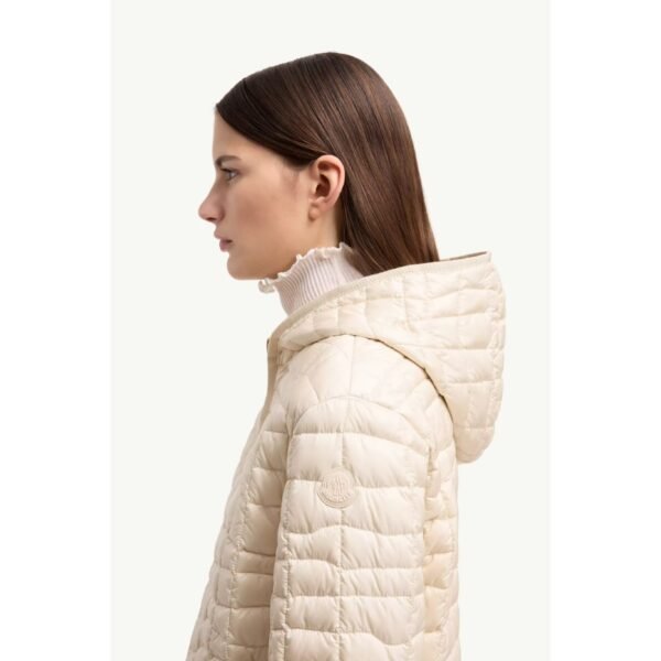 몽클레르 에글란티에 후드 기하학 퀼팅 반팔 다운 재킷 L10931A00122597YF20N_F