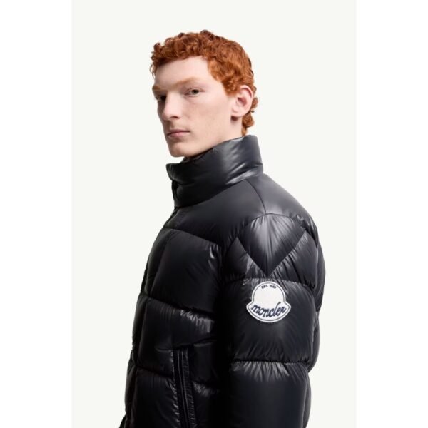 몽클레르 트리피티 반팔 다운 재킷 K20911A00130596XEP98_G