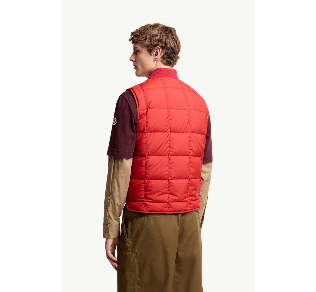 몽클레르 엘버튼 스퀘어 퀼팅 다운 질레 L10911A00149597YW45H_F - 이미지 4