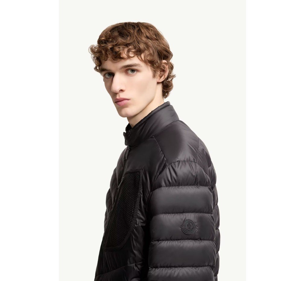몽클레르 맥키낙 사선 퀼팅 다운 바이커 재킷 L10911A00032598AL999_F