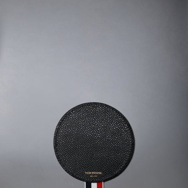 톰브라운 페블 그레인 레더 코스터 MAL036S-00198-001