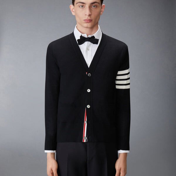 톰브라운 파인 메리노 울 4-바 클래식 카디건 MKC002A-Y1014-001