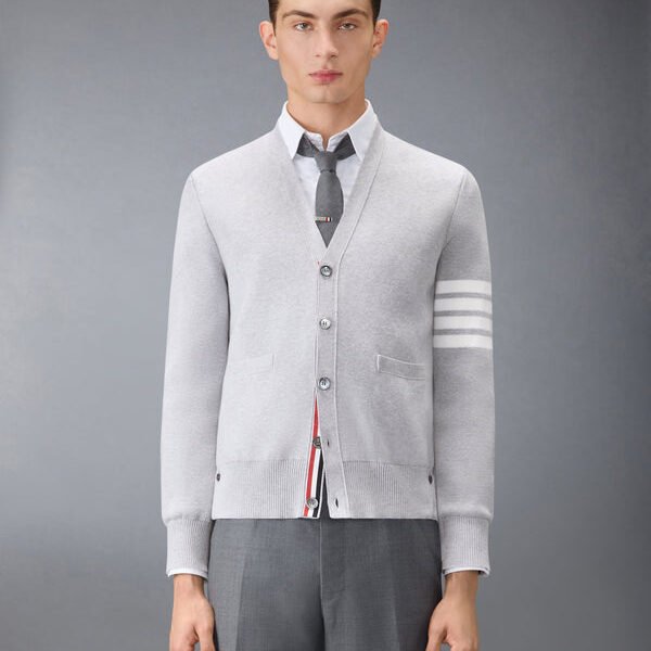 톰브라운 코튼 크레이프 4-바 밀라노 스티치 카디건 MKC171A-00219-066