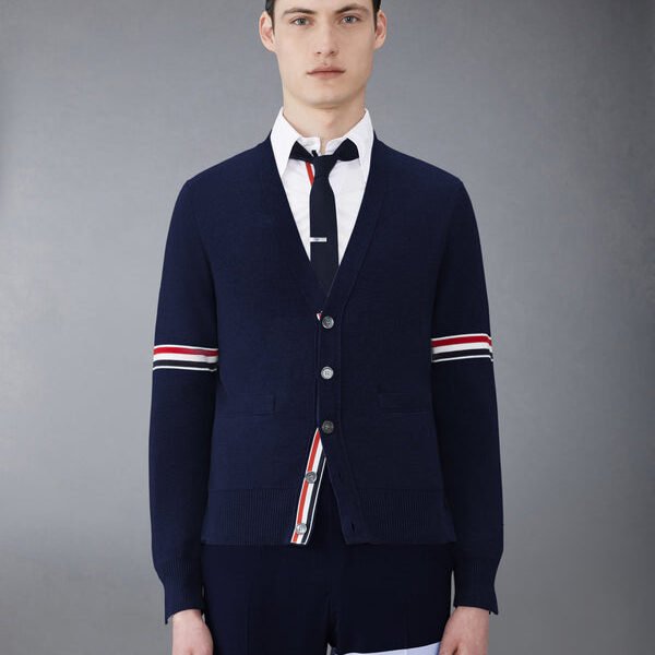 톰브라운 코튼 밀라노 스티치 브이넥 카디건 MKC310A-Y3007-415