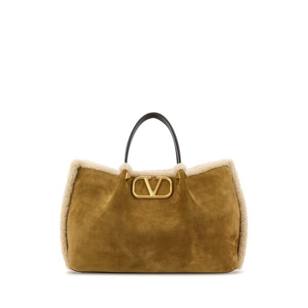 발렌티노 가라바니 머스타드 스웨이드 VLogo 시그니처 쇼핑백 7W0B0R44UVT A8G