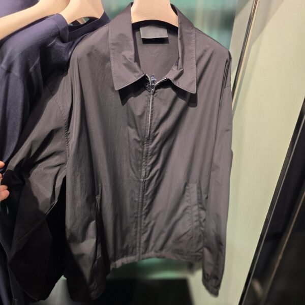 [아울렛] 프라다 삼각로고 코튼 남성 블루종 자켓 SGC531