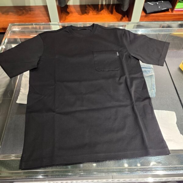 [아울렛] 프라다 포켓 코튼 남성 베이직 반팔 티셔츠 UJN658