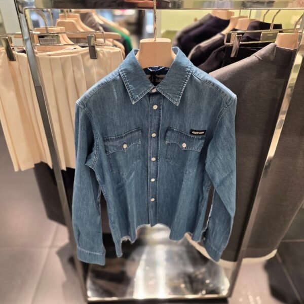 [아울렛] 미우미우 로고 여성 데님 셔츠 GWC123