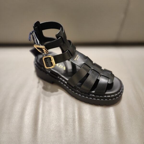 [아울렛] 프라다 글레디에이터 스트랩 여성 샌들 1X924N