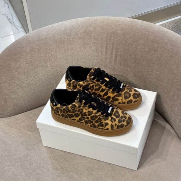 [아울렛] 지미추 ROME 레오파드 여성 스니커즈