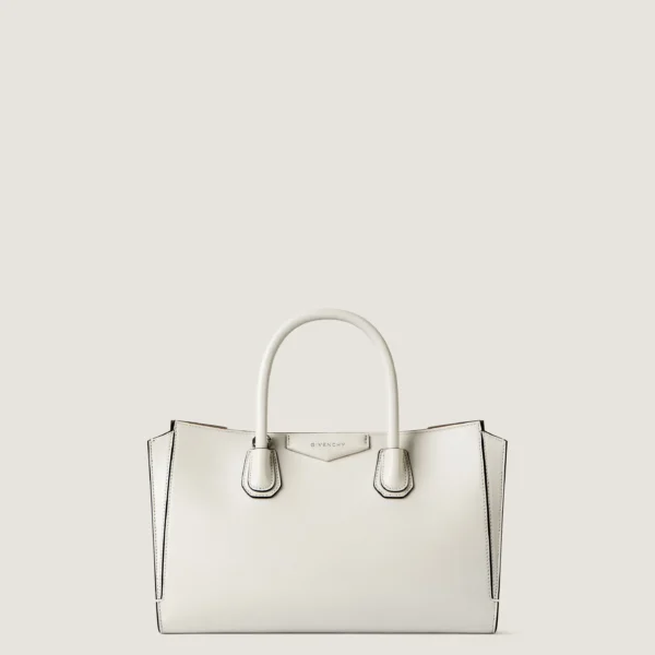 지방시 스몰 안티고나 Catchall 백 in shiny 그레인드 레더 BB5197B2HP-153