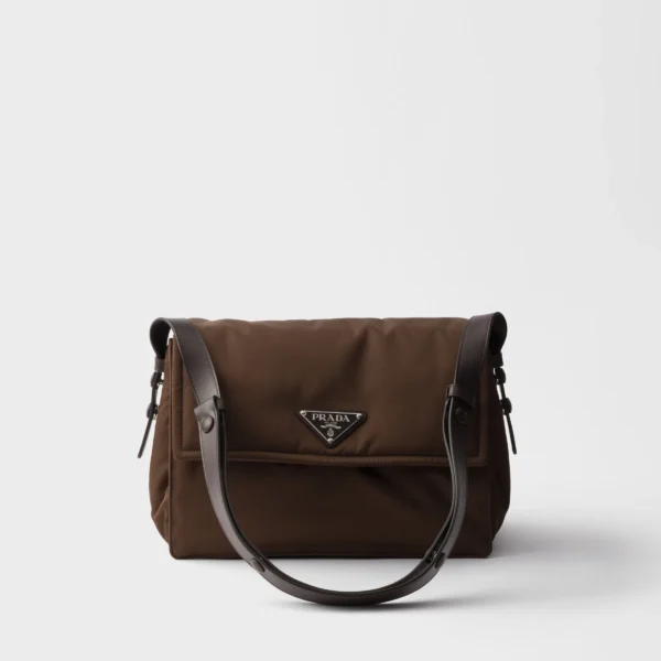 프라다 Prada Traveller 미디엄 패디드 Re-Nylon 백 1BD255_RDLN_F0038_V_OOO