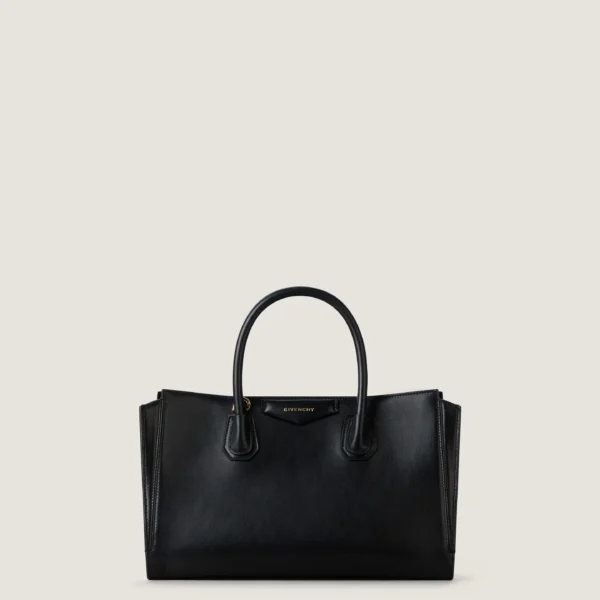 지방시 스몰 안티고나 Catchall 백 in shiny 그레인드 레더 BB5197B2HF-001
